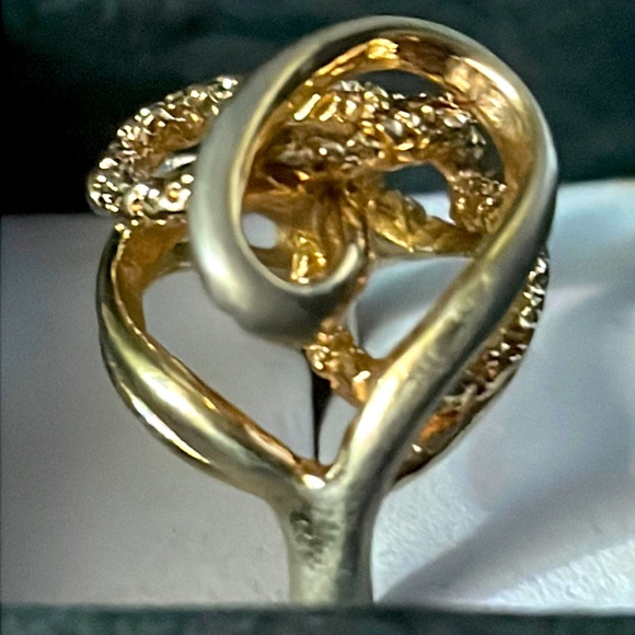 Vintage 18k HGE ESPO Freeform Gold Tone Ring w/ some wear to Gold Plate - Picture 2 of 10